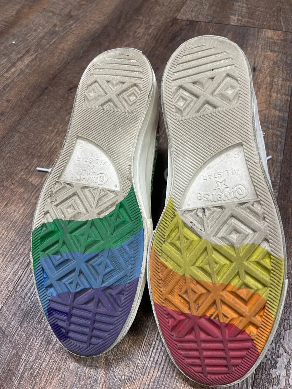 Converse Chuck Taylor Pride Family Unity Rainbow Paisley High Tops Size 8